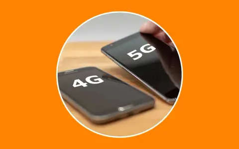 Dos teléfonos móviles, uno con "4G" y otro con "5G" en pantalla, comparando la evolución de la tecnología móvil.