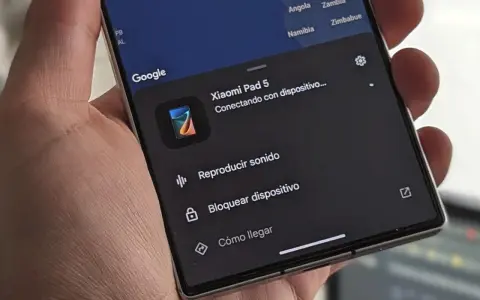 Pantalla de móvil Android mostrando opciones para localizar móvil Android Google: reproducir sonido, bloquear dispositivo y cómo llegar.