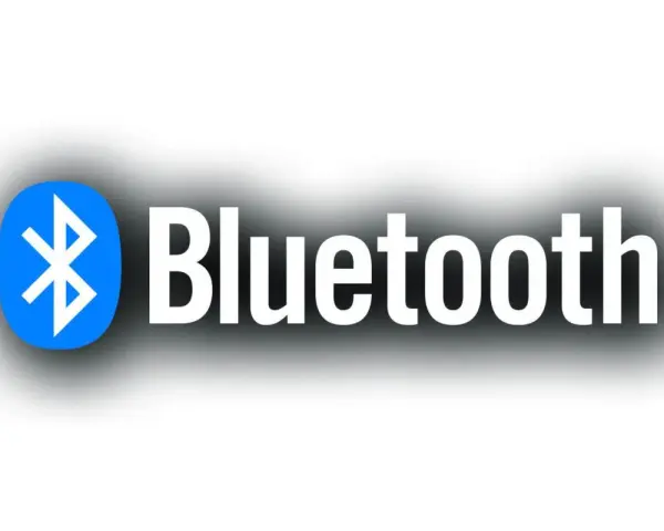 Logo Bluetooth con el símbolo azul y el texto blanco. La tecnología permite una conexión inalámbrica de corto alcance.