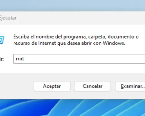 Ventana "Ejecutar" de Windows con "mrt" escrito, listo para iniciar el asistente de **virus removal**.