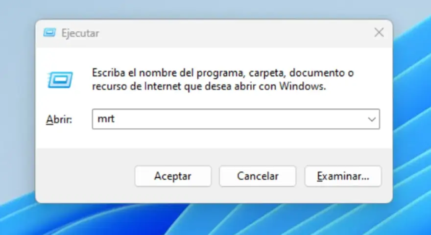 Ventana "Ejecutar" de Windows con "mrt" escrito, listo para iniciar el asistente de **virus removal**.
